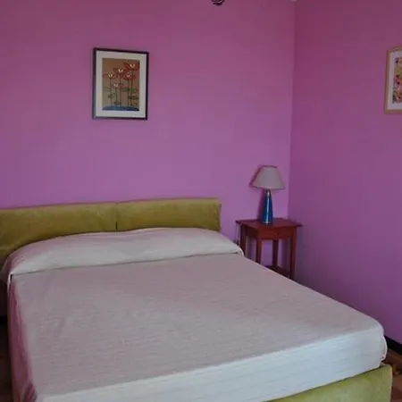 La Vecchia Quercia Restaurant Bed & Breakfast Fornovo di Taro